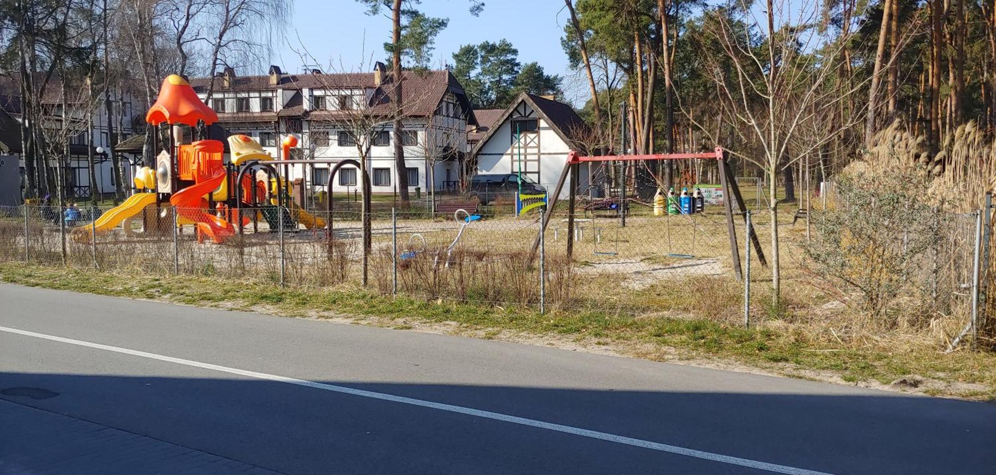 Dom Kotik W Lukecinie Villa Luaran gambar