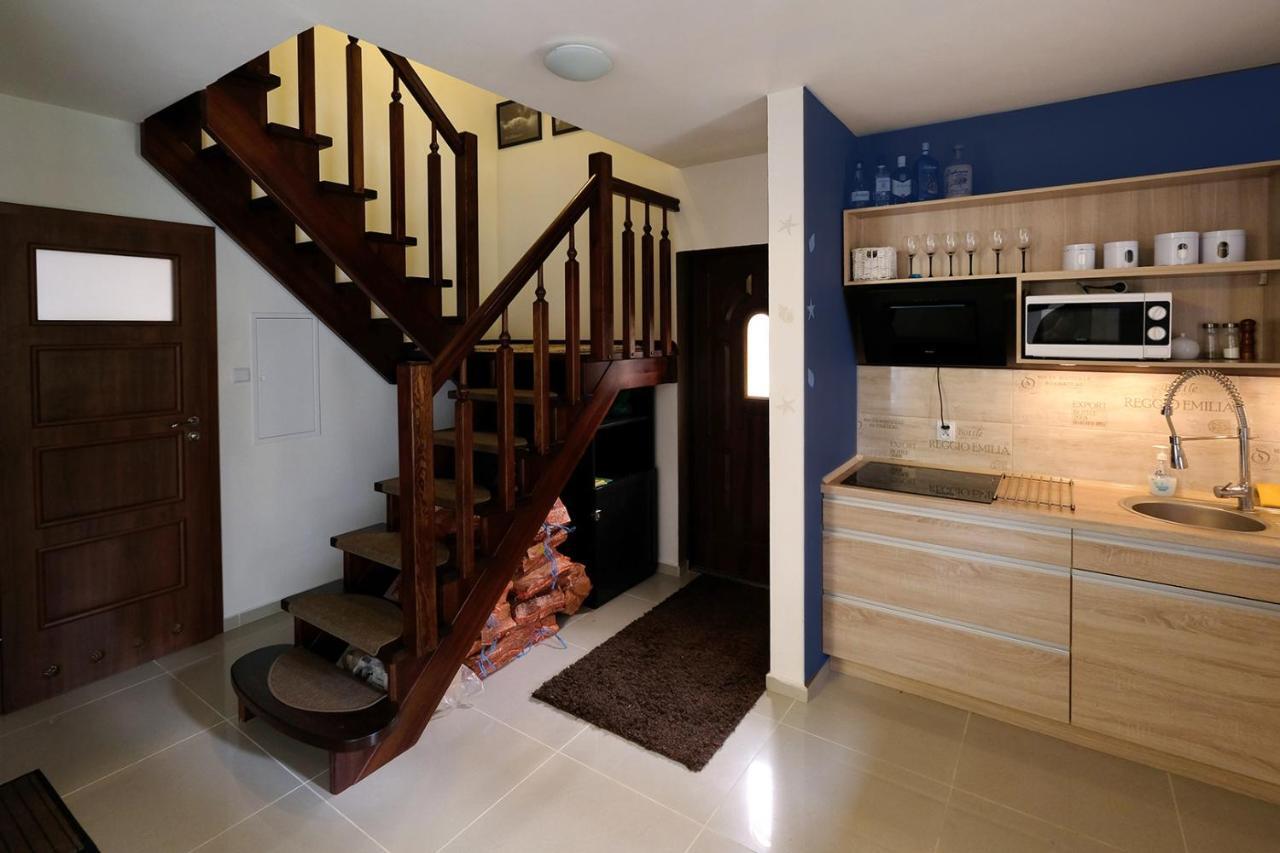Dom Kotik W Lukecinie Villa Luaran gambar