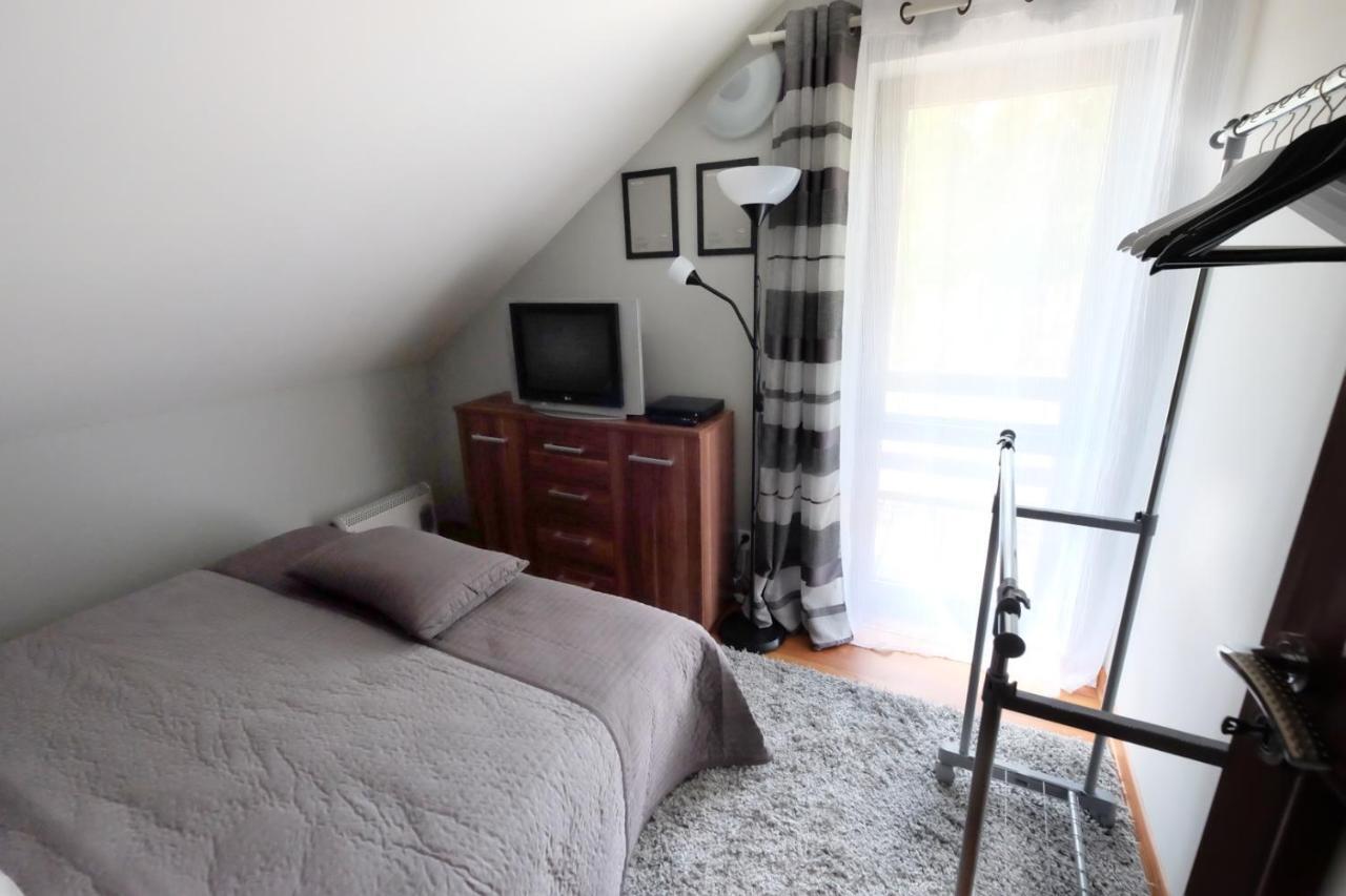 Dom Kotik W Lukecinie Villa Luaran gambar